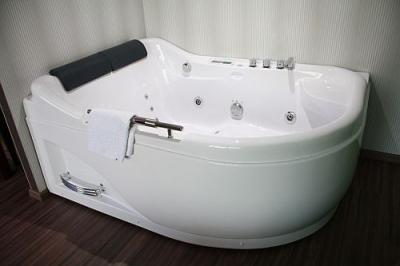 Hotelzimmer mit Jacuzzi in Kőbánya, Budapest - Pest Inn Hotel Budapest*** - billiges renovierte Hotel im X. Bezirk 