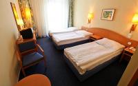 Sissi Hotel 3 Betten-Zimmer mit sehr günstigem Preis ganz nah an der Petőfi Brücke 